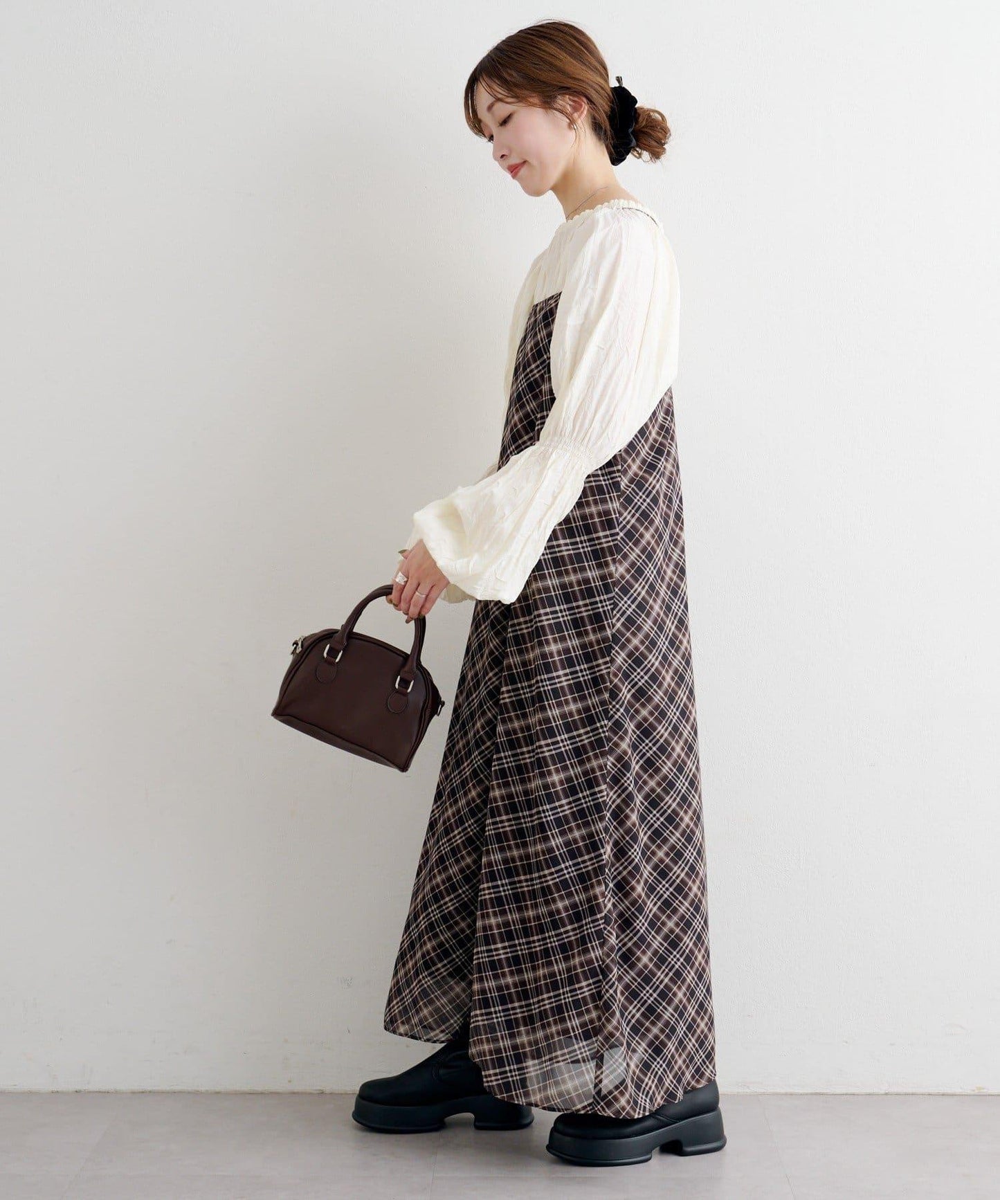 B 透視格紋連衣裙