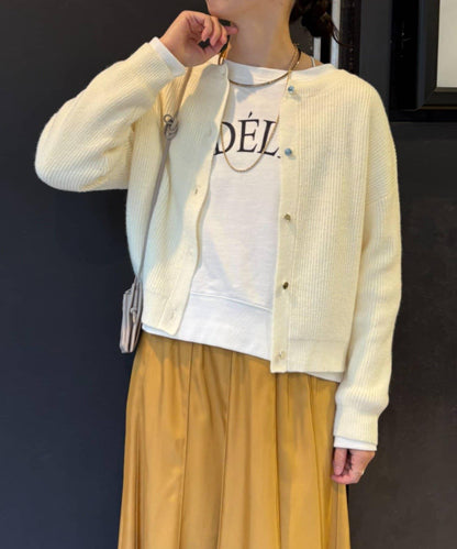 單排金色紐扣開衫