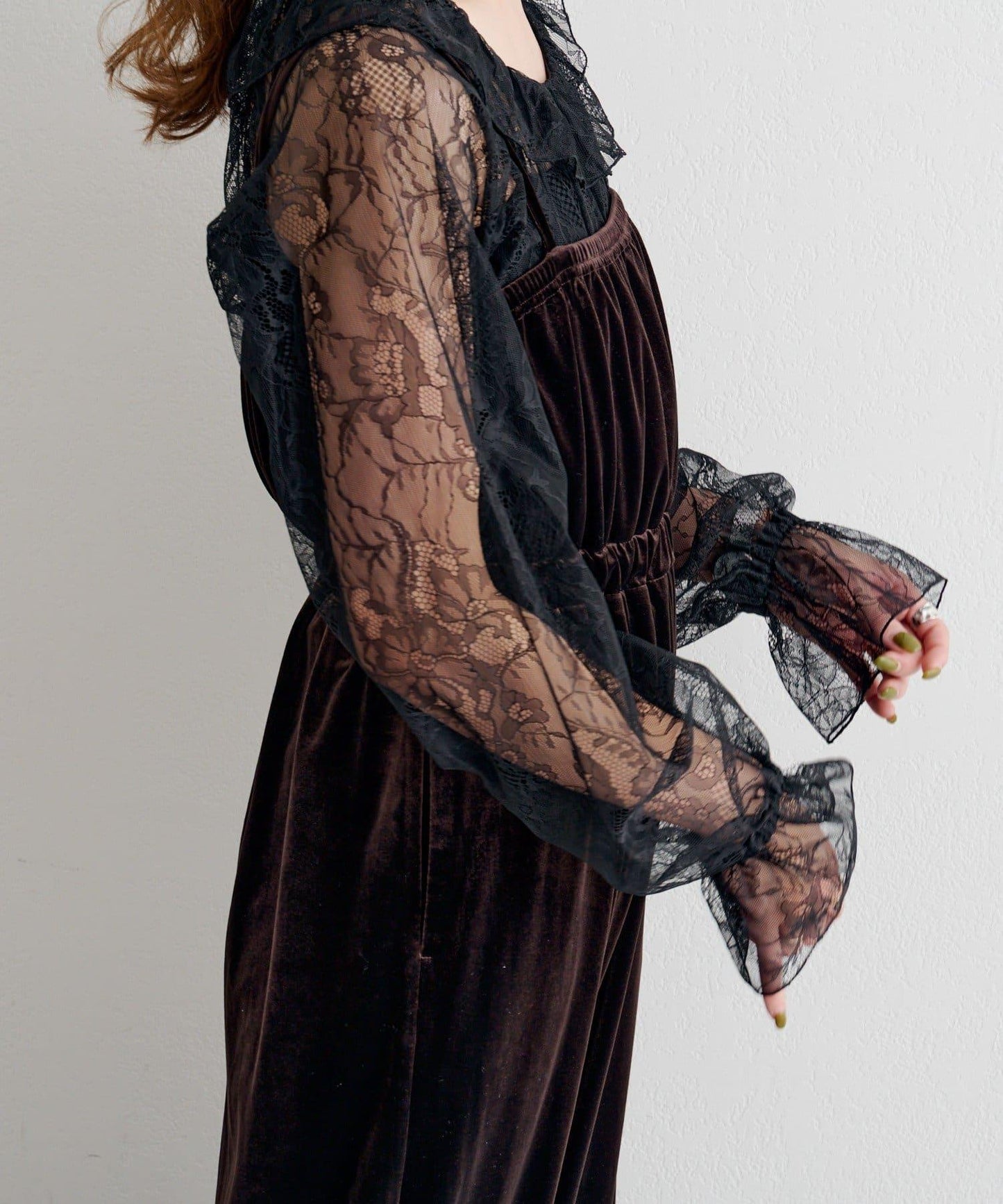 B 蕾絲上衣套裝天鵝絨連體褲