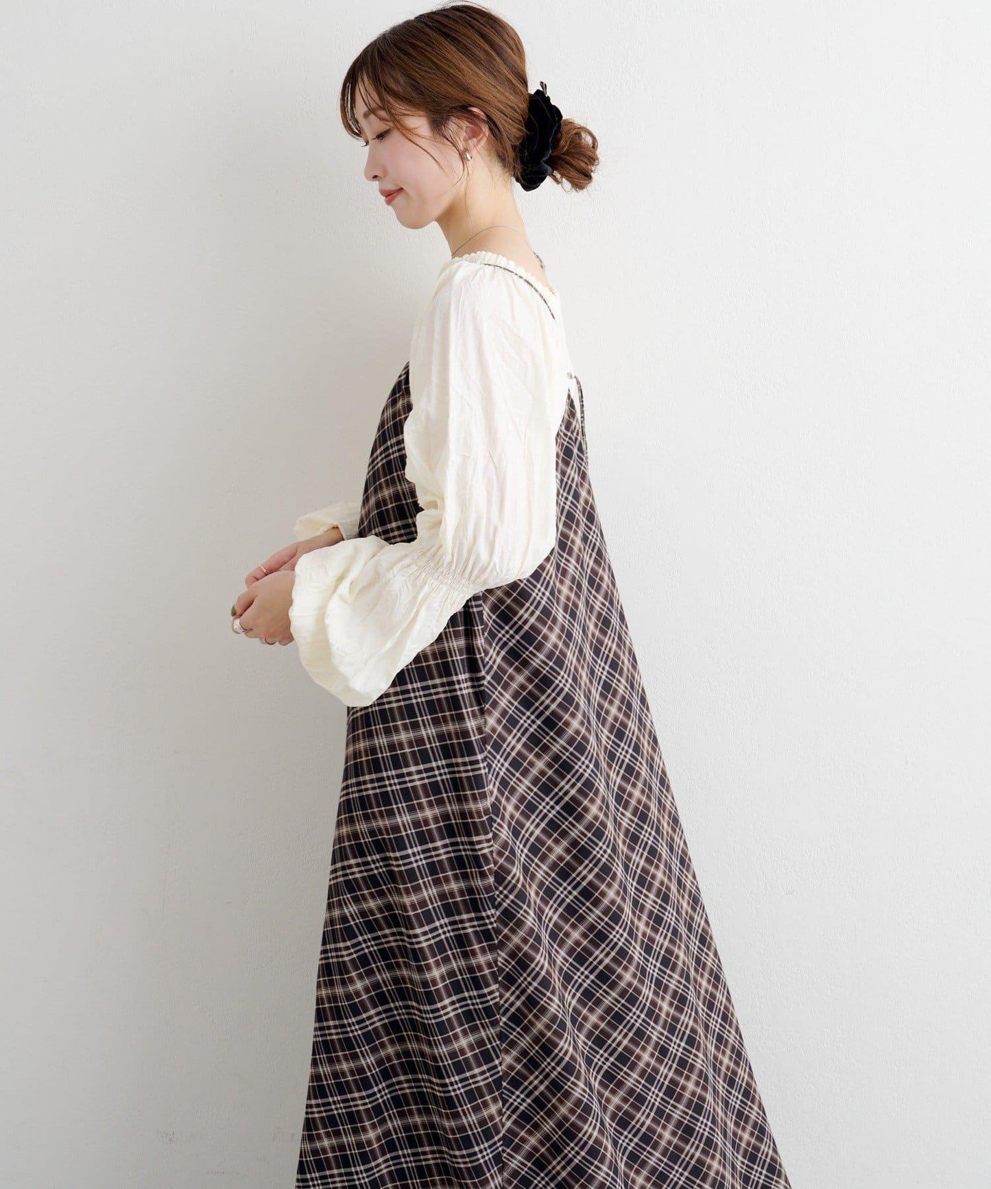 B 透視格紋連衣裙