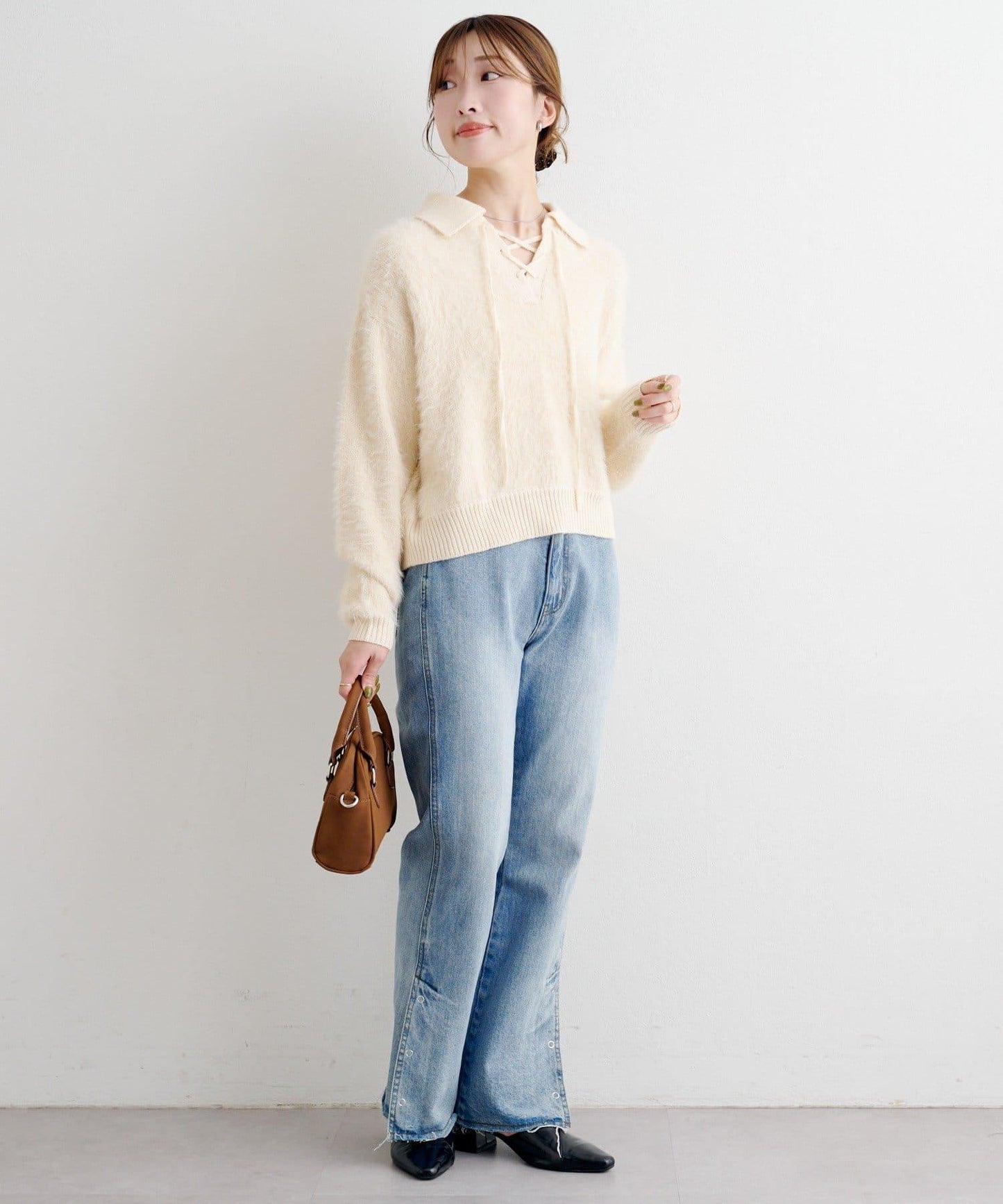 蕾絲繫帶翻領長毛針織衫