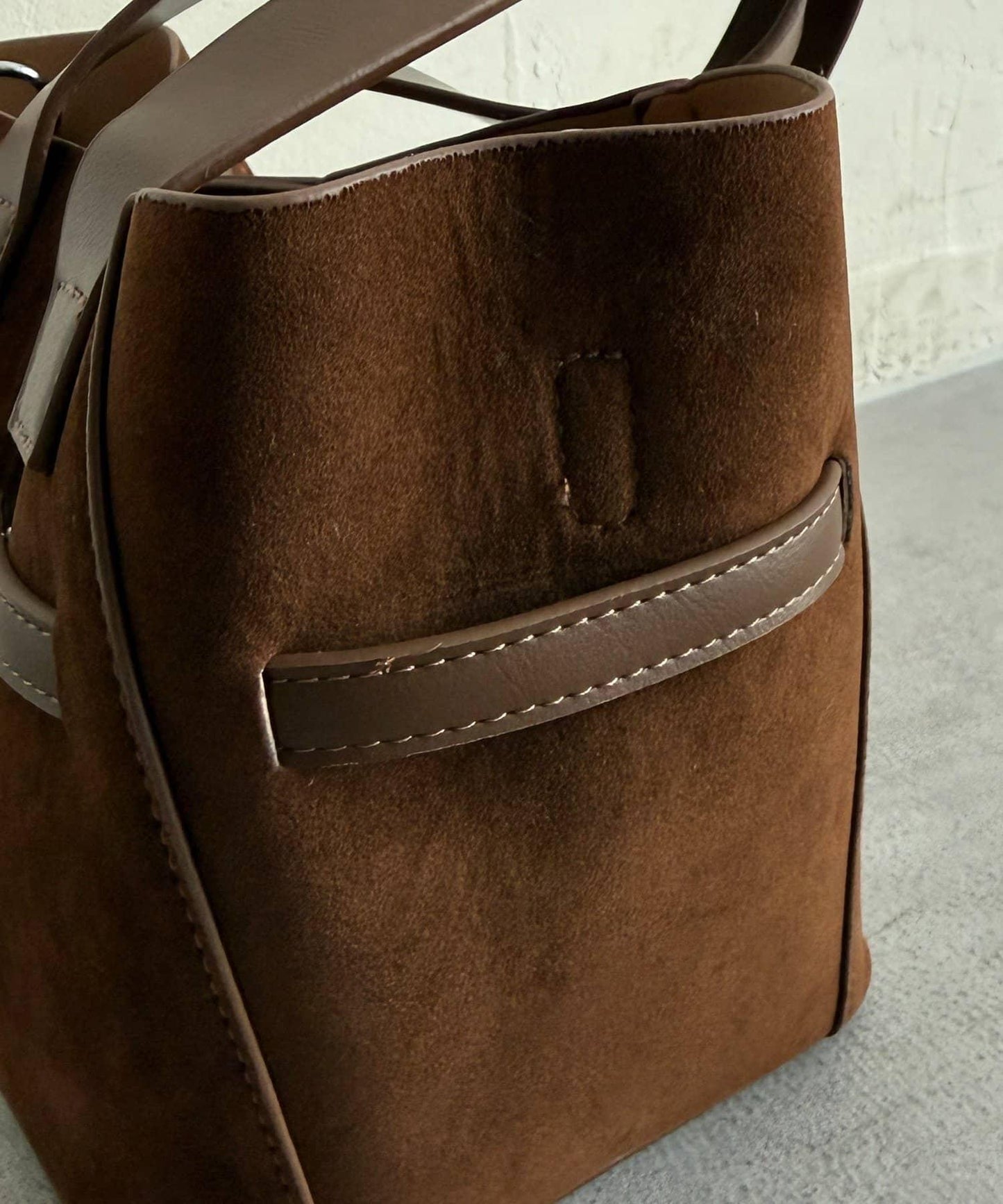 附化妝包金屬扣水桶托特包