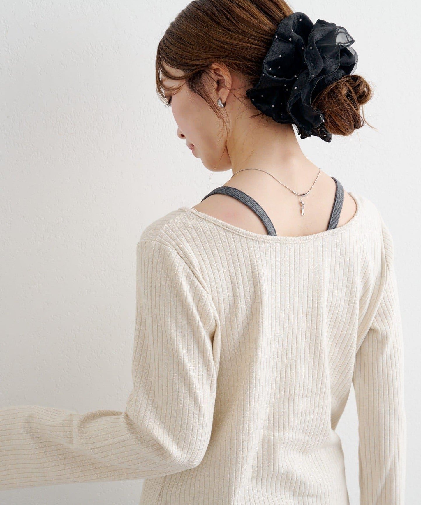 B 金銀絲羅紋開叉上衣