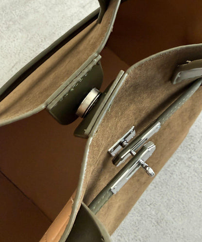 附化妝包金屬扣水桶托特包