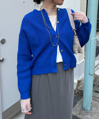 單排金色紐扣開衫