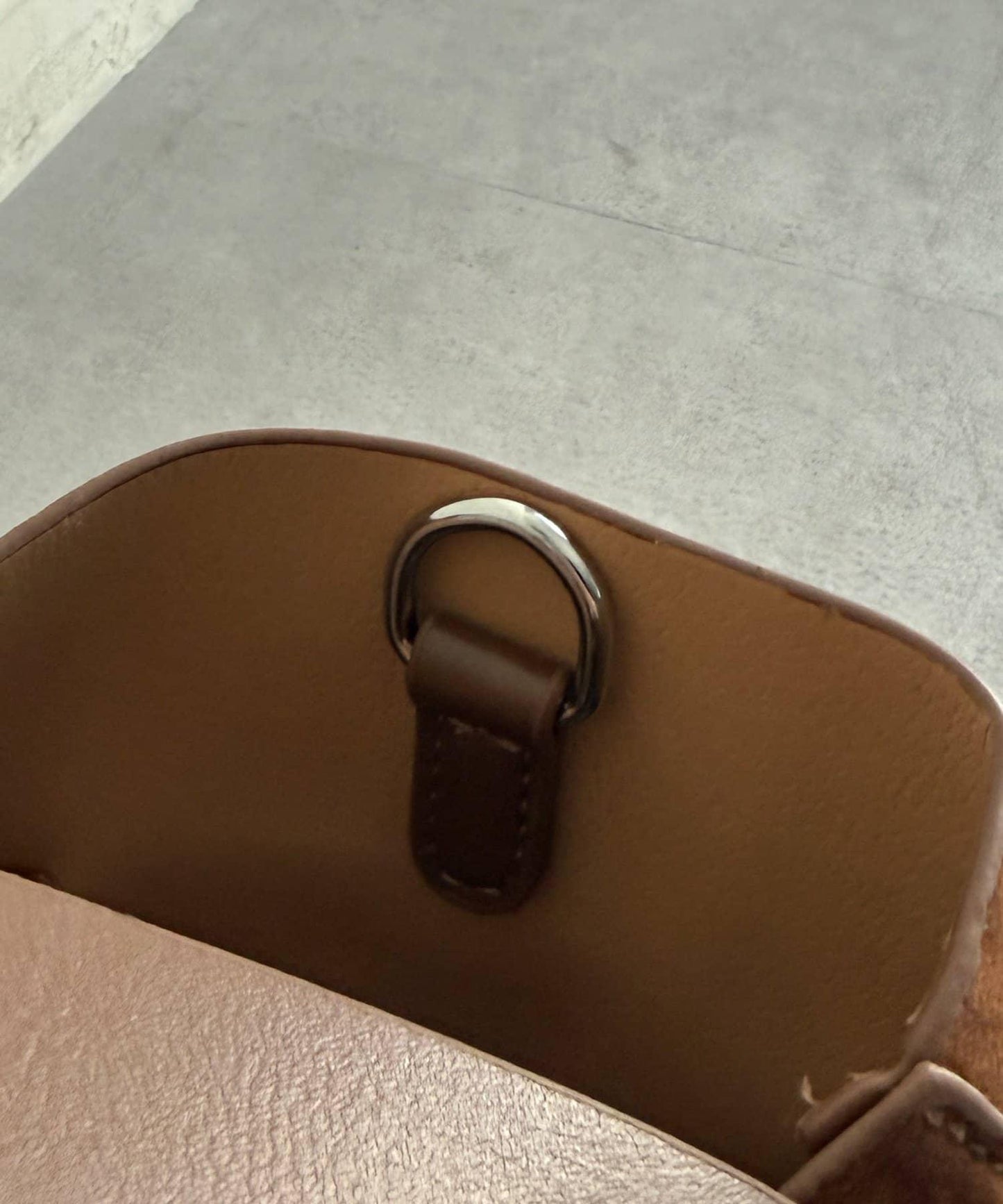 附化妝包金屬扣水桶托特包