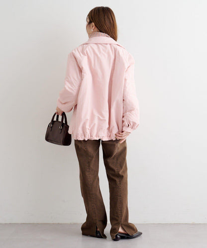 B 高腰抽褶尼龍大衣