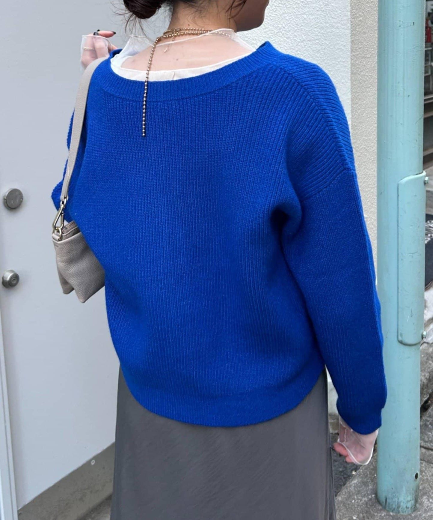 單排金色紐扣開衫