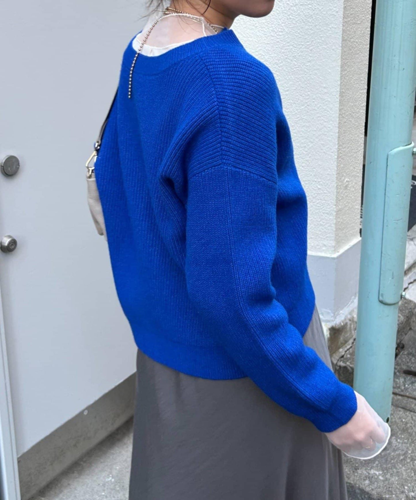 單排金色紐扣開衫