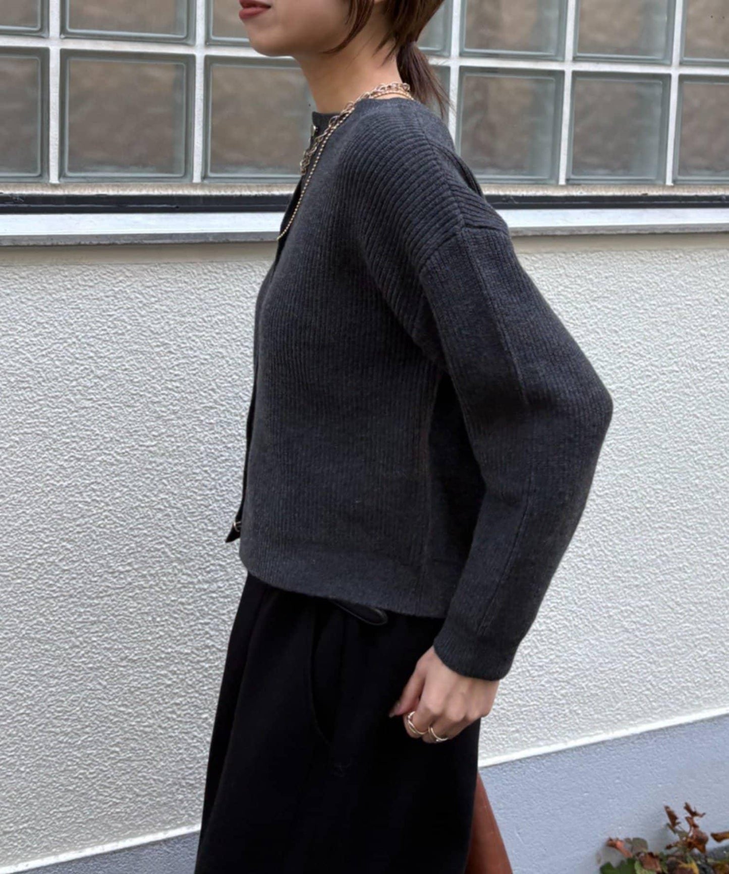 單排金色紐扣開衫