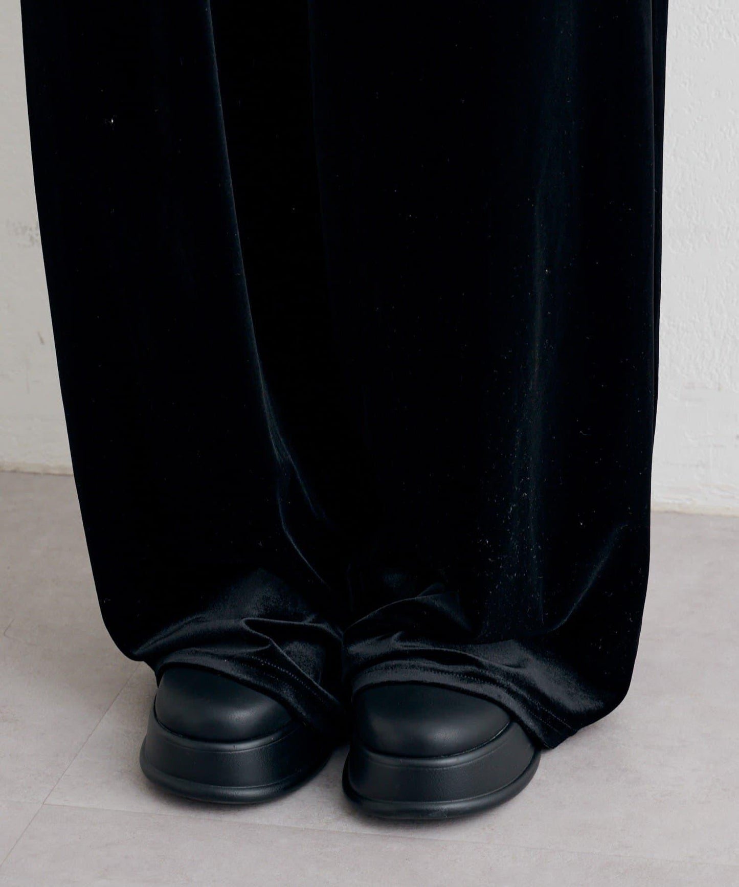 B 蕾絲上衣套裝天鵝絨連體褲