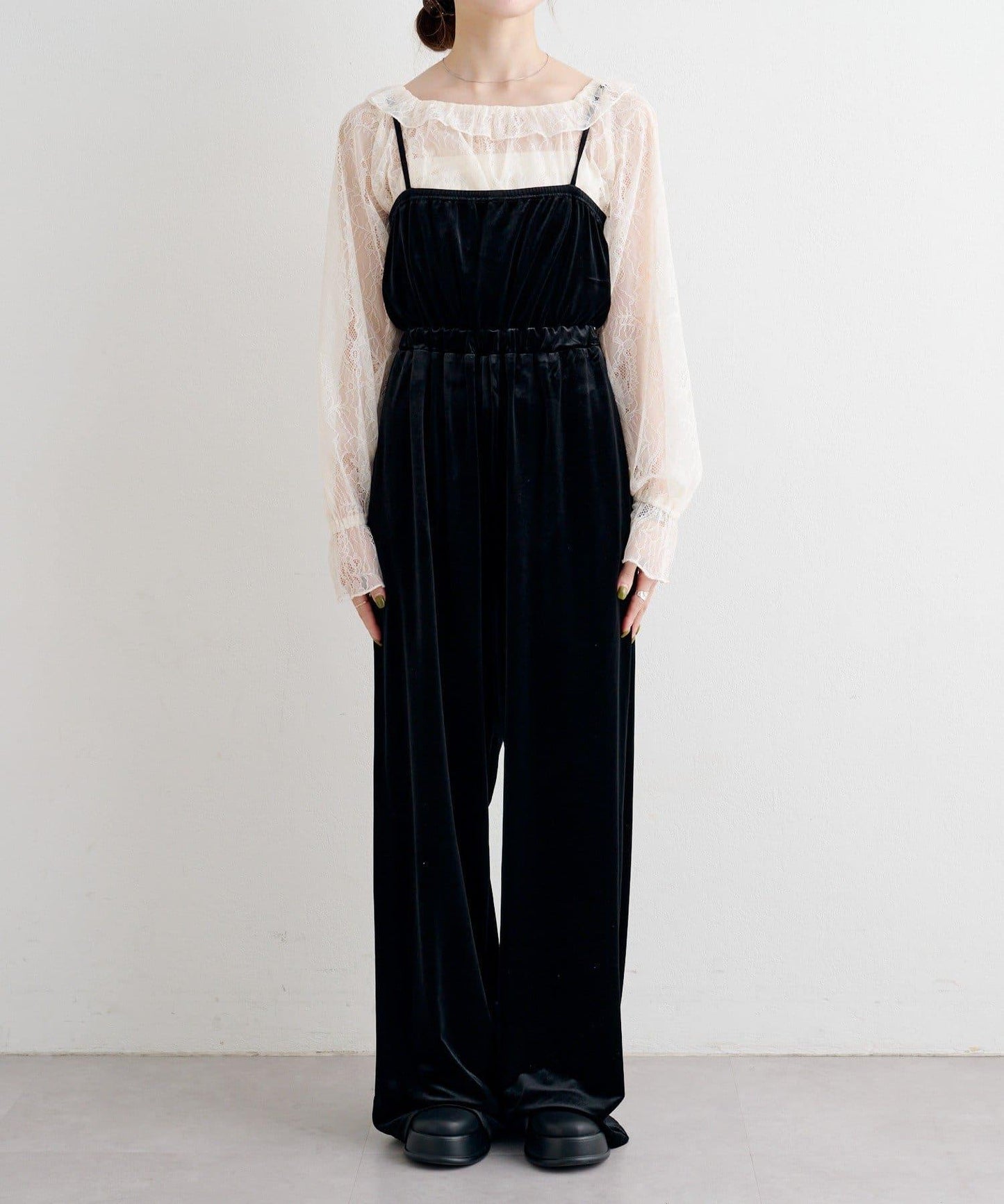 B 蕾絲上衣套裝天鵝絨連體褲