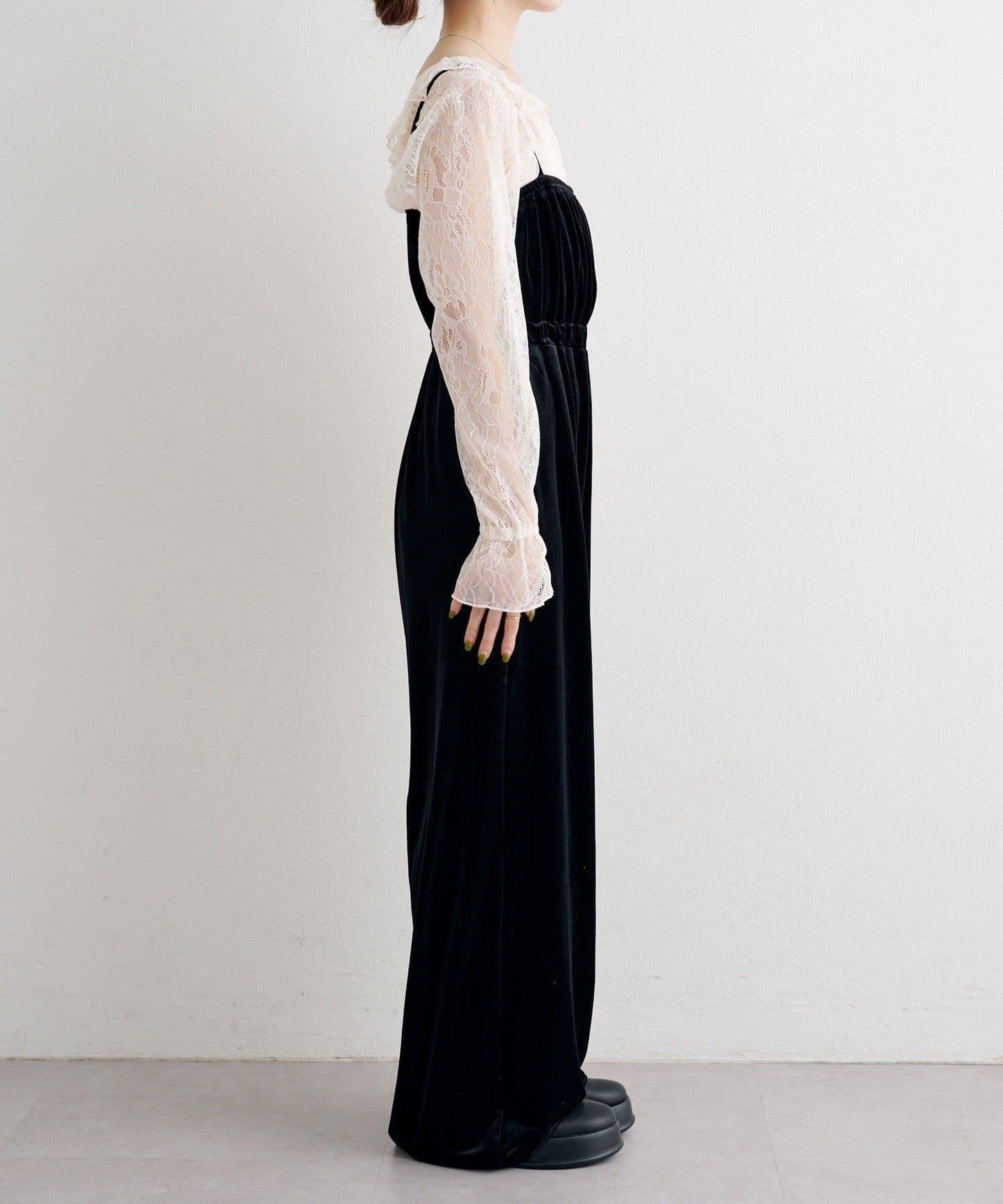 B 蕾絲上衣套裝天鵝絨連體褲