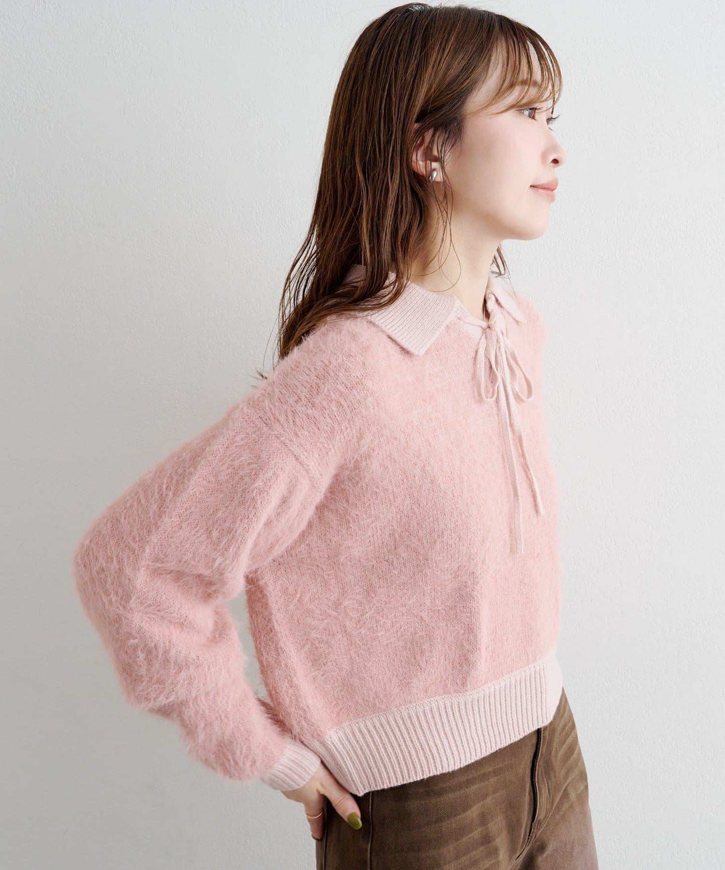 蕾絲繫帶翻領長毛針織衫