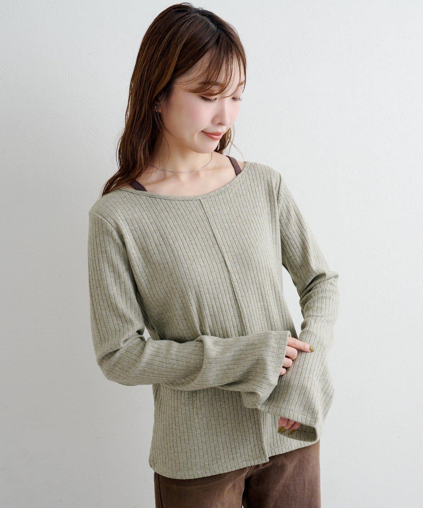 B 金銀絲羅紋開叉上衣