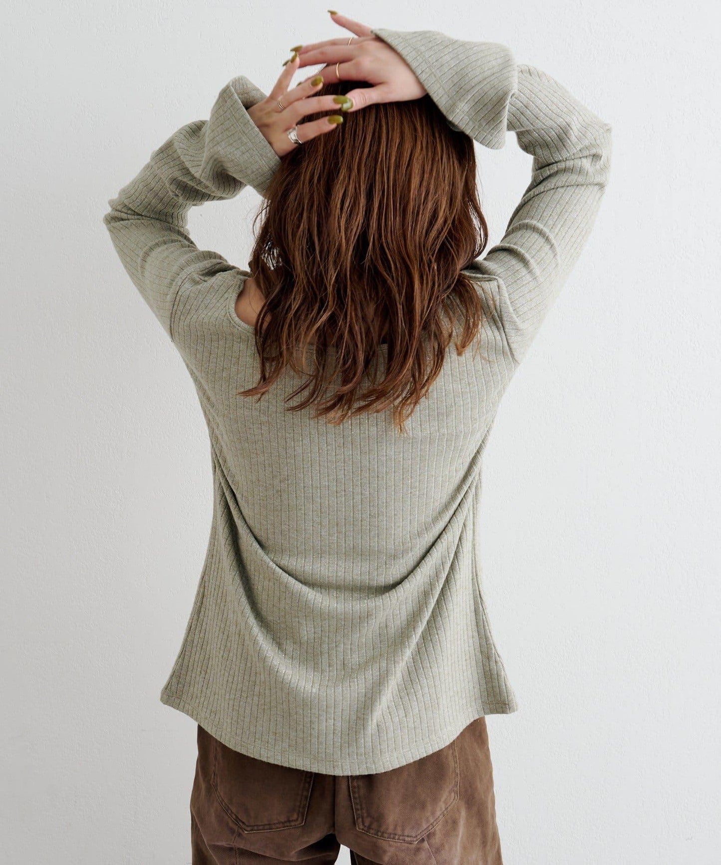 B 金銀絲羅紋開叉上衣