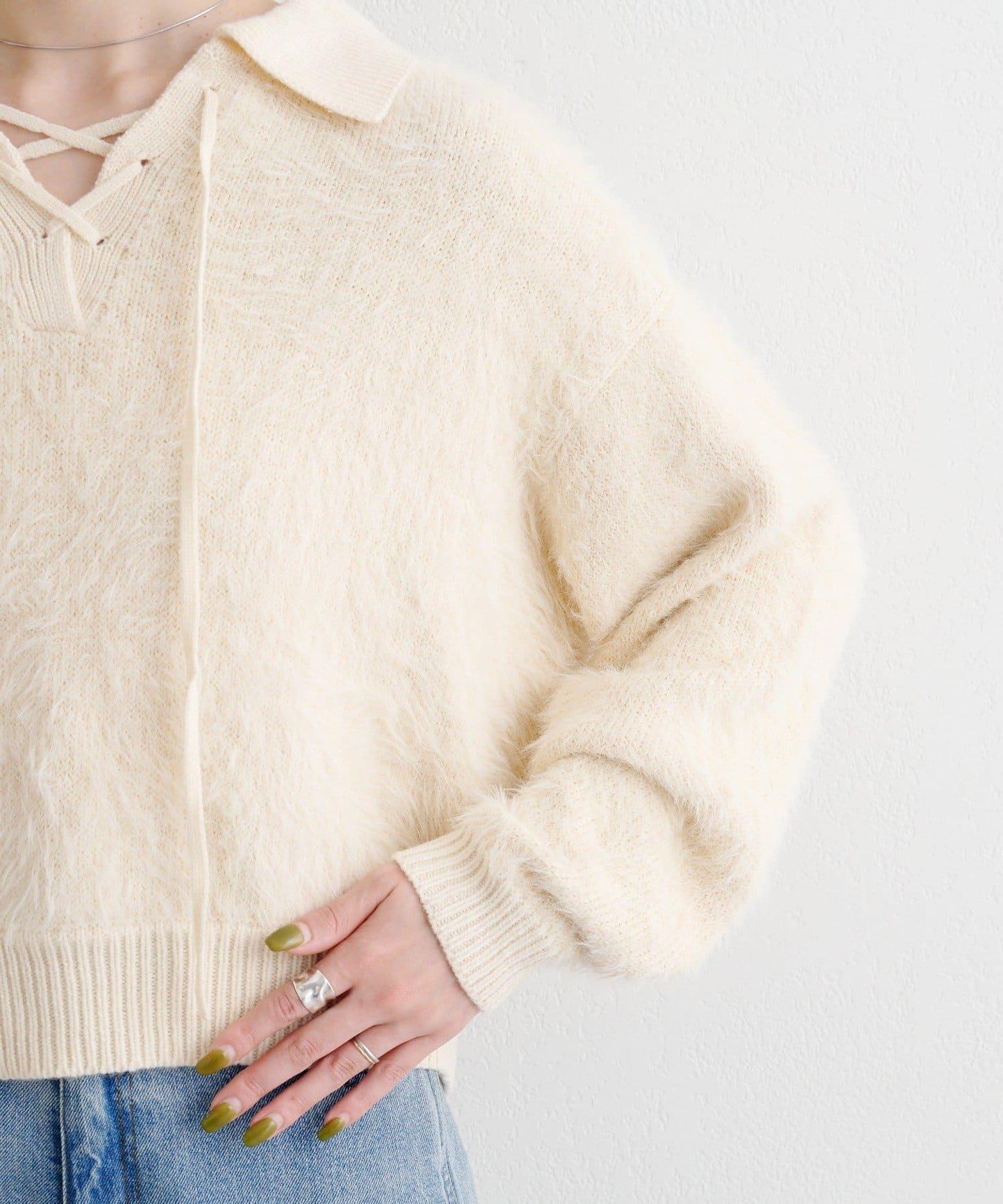 蕾絲繫帶翻領長毛針織衫