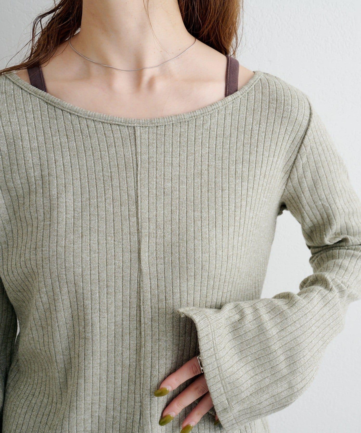 B 金銀絲羅紋開叉上衣