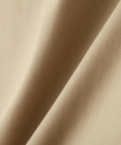 帶內襯翻蓋無領大衣