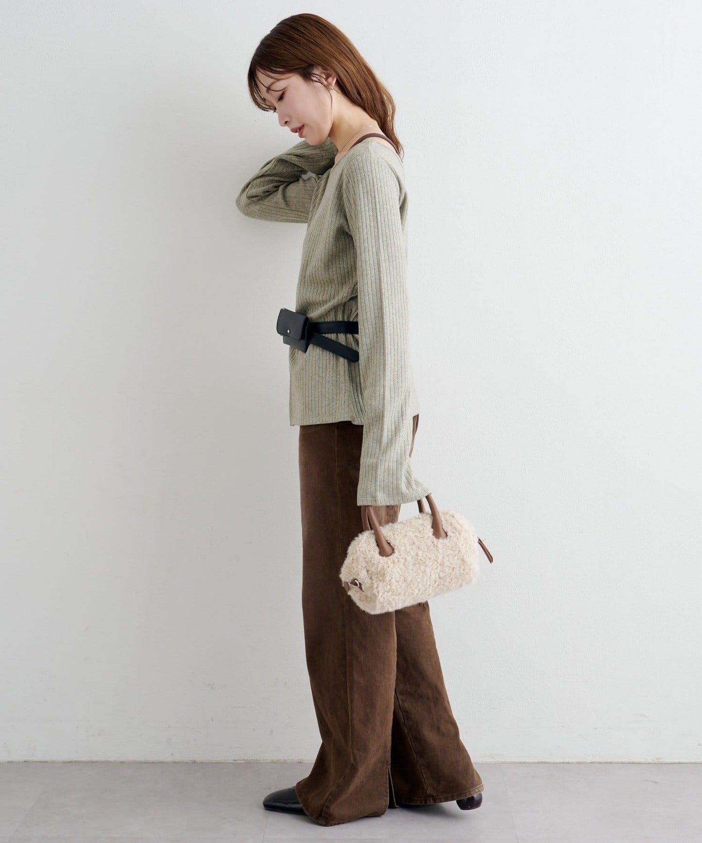 B 金銀絲羅紋開叉上衣