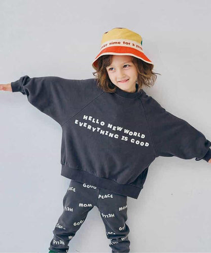 想要多色入手的春季標誌印花衛衣