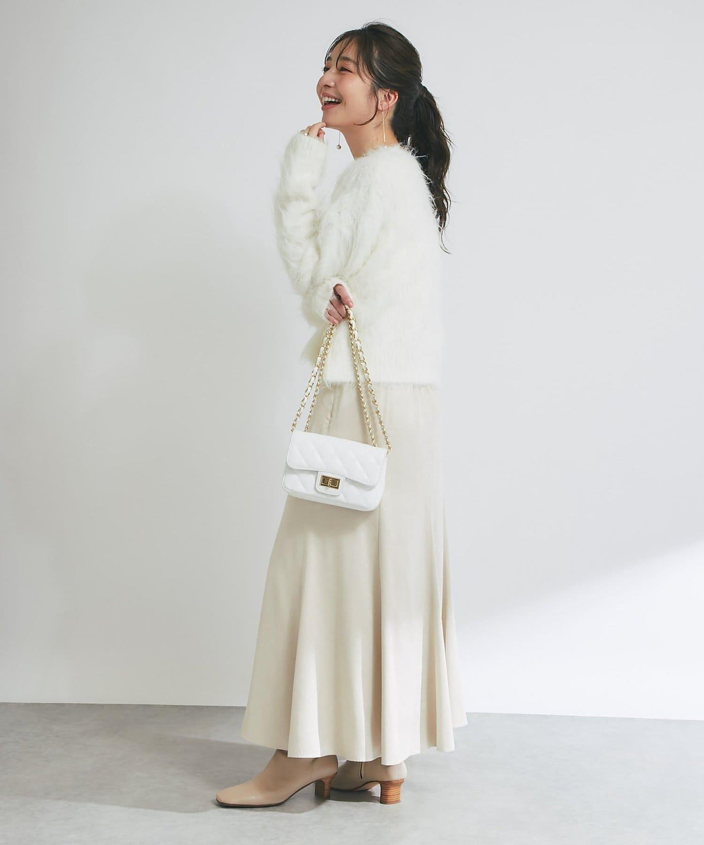 【全骨架推薦最強針織衫】長毛羽短款開衫