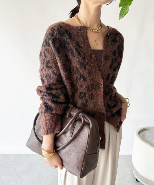 【時尚感十足】豹紋長毛針織衫