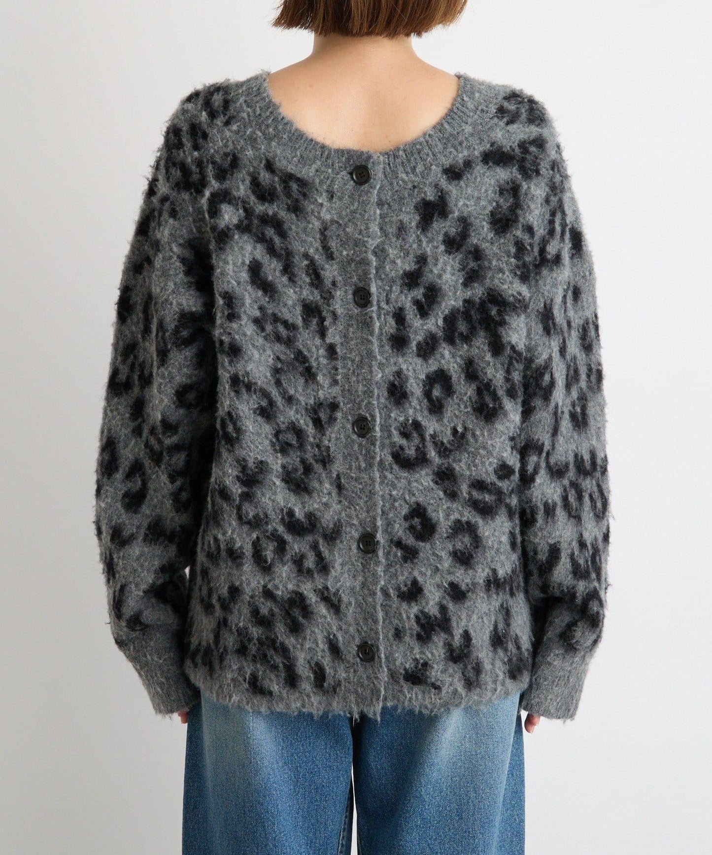 【時尚感十足】豹紋長毛針織衫