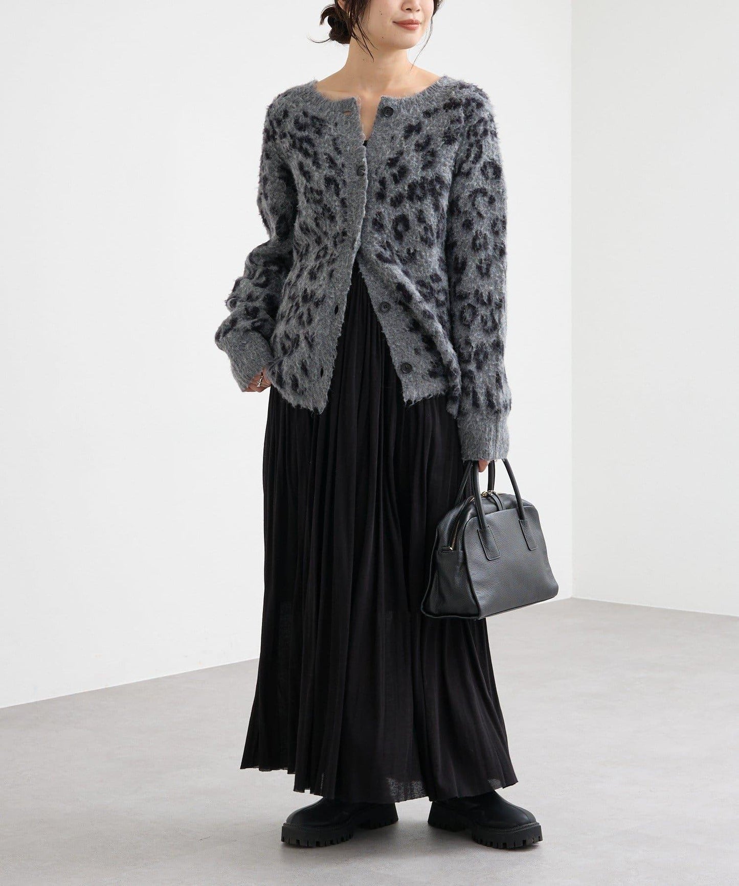 【時尚感十足】豹紋長毛針織衫