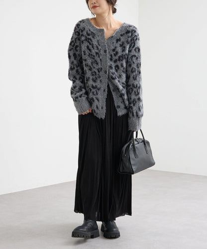 【時尚感十足】豹紋長毛針織衫