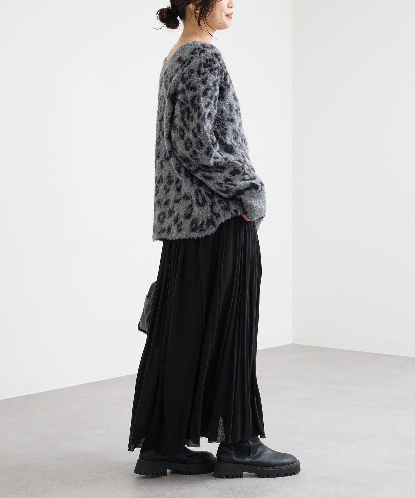 【時尚感十足】豹紋長毛針織衫