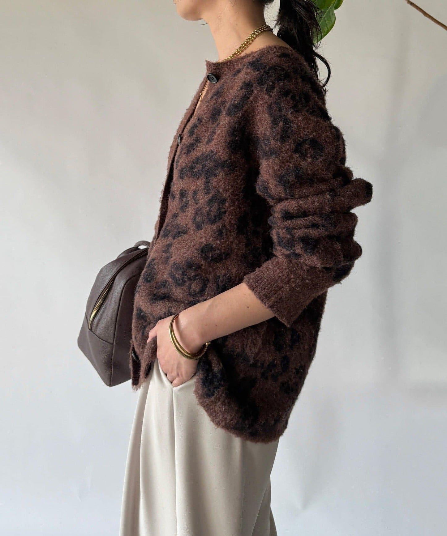 【時尚感十足】豹紋長毛針織衫