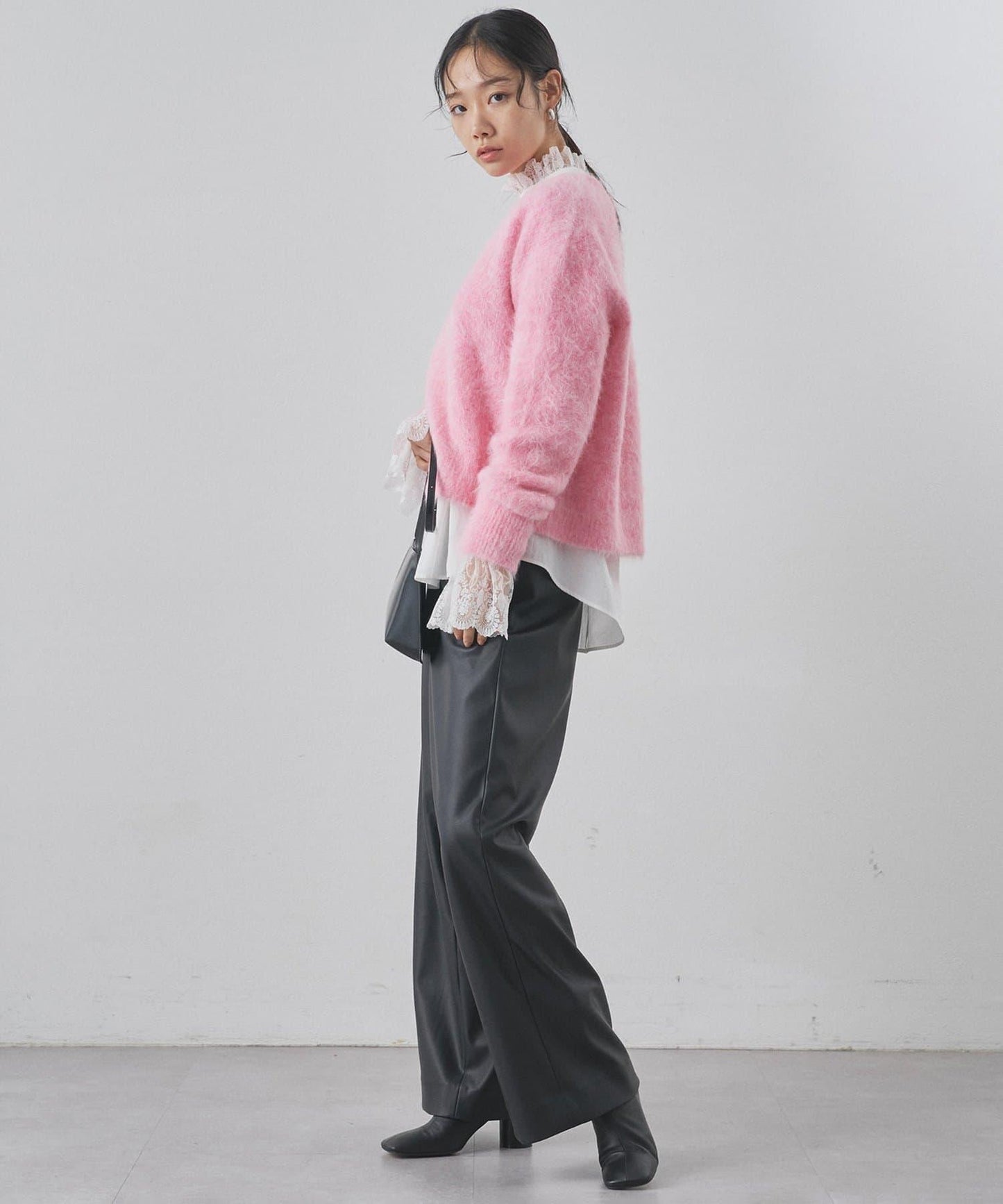 蘇里羊駝圓領套頭衫