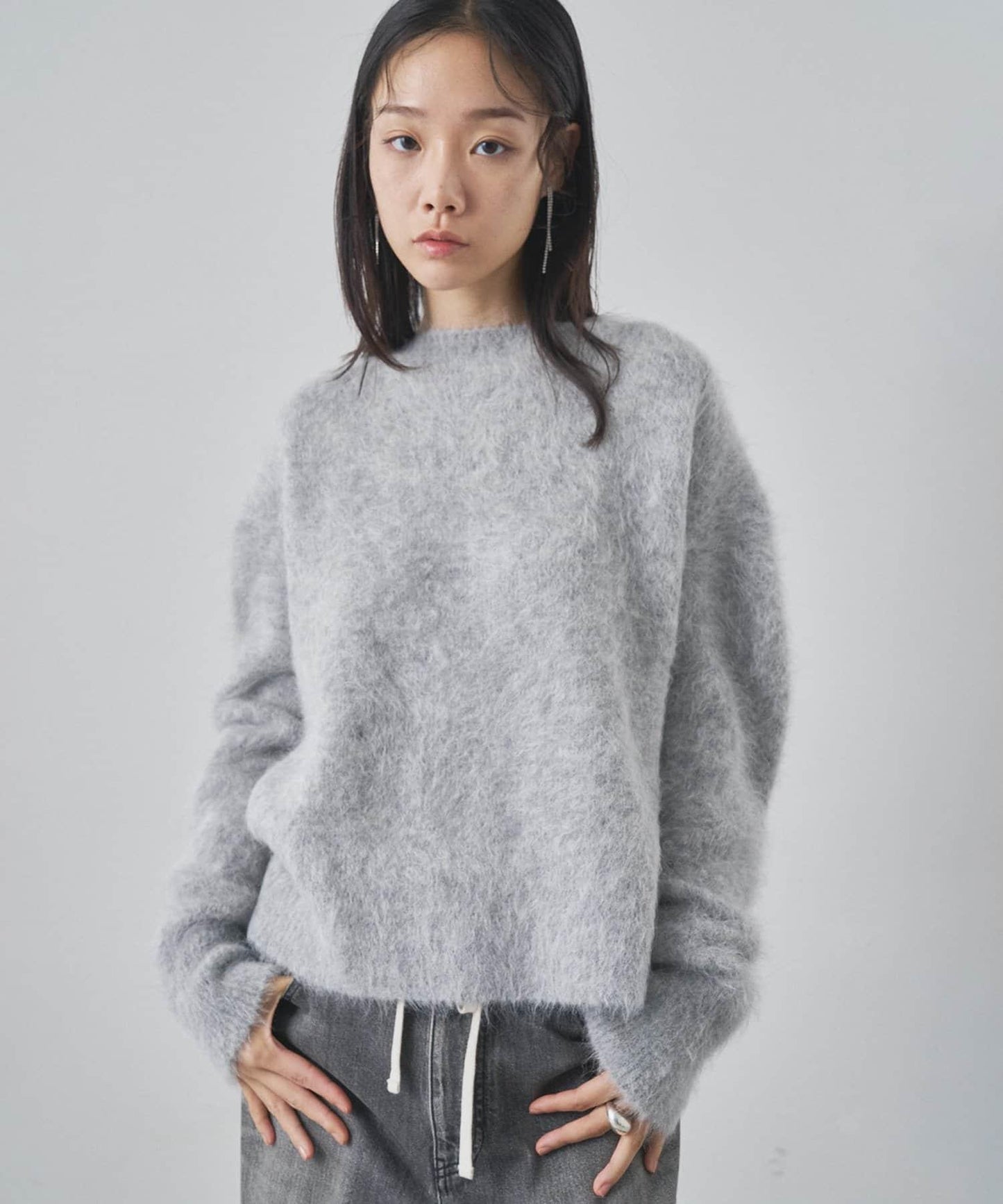 蘇里羊駝圓領套頭衫