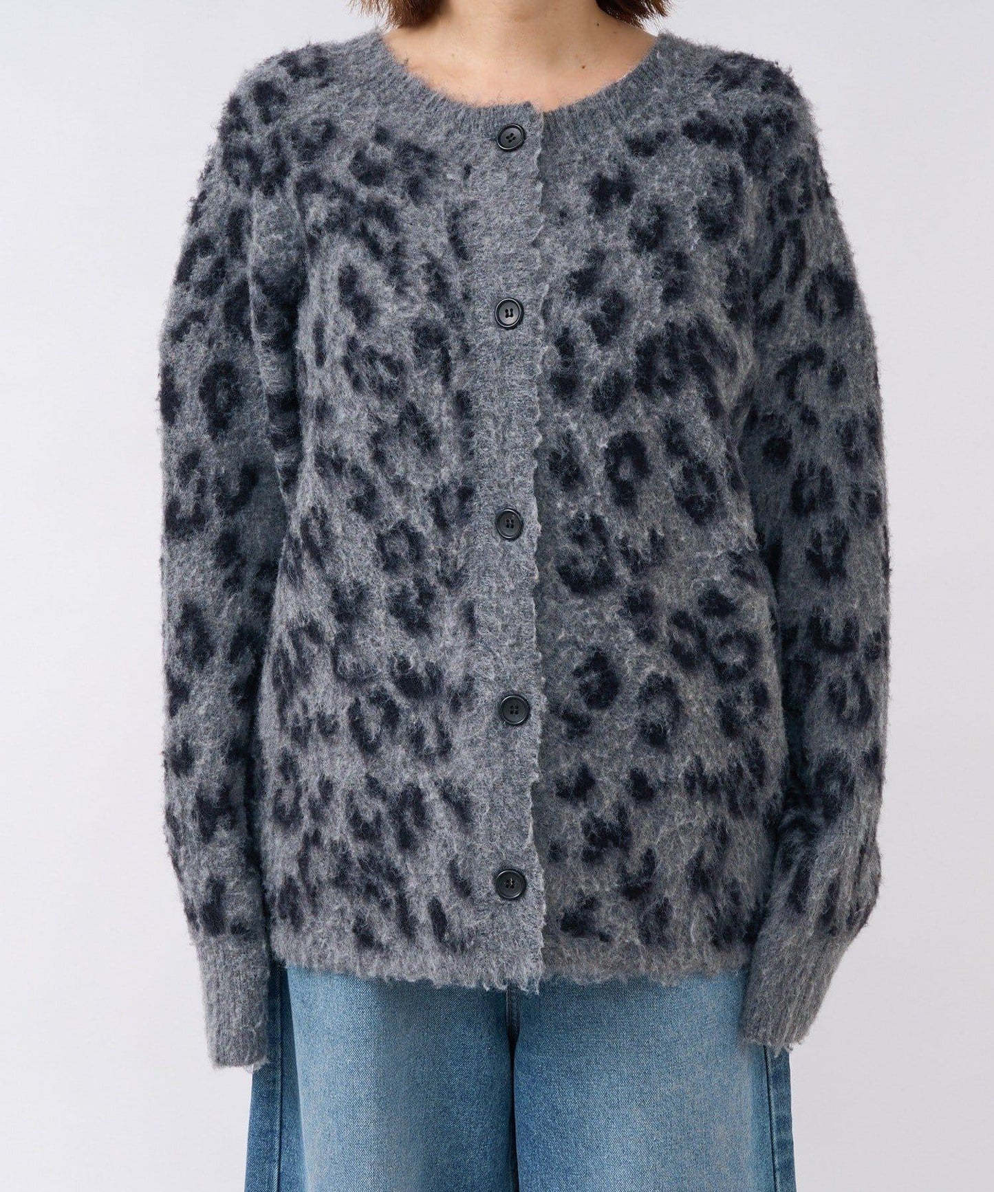 【時尚感十足】豹紋長毛針織衫