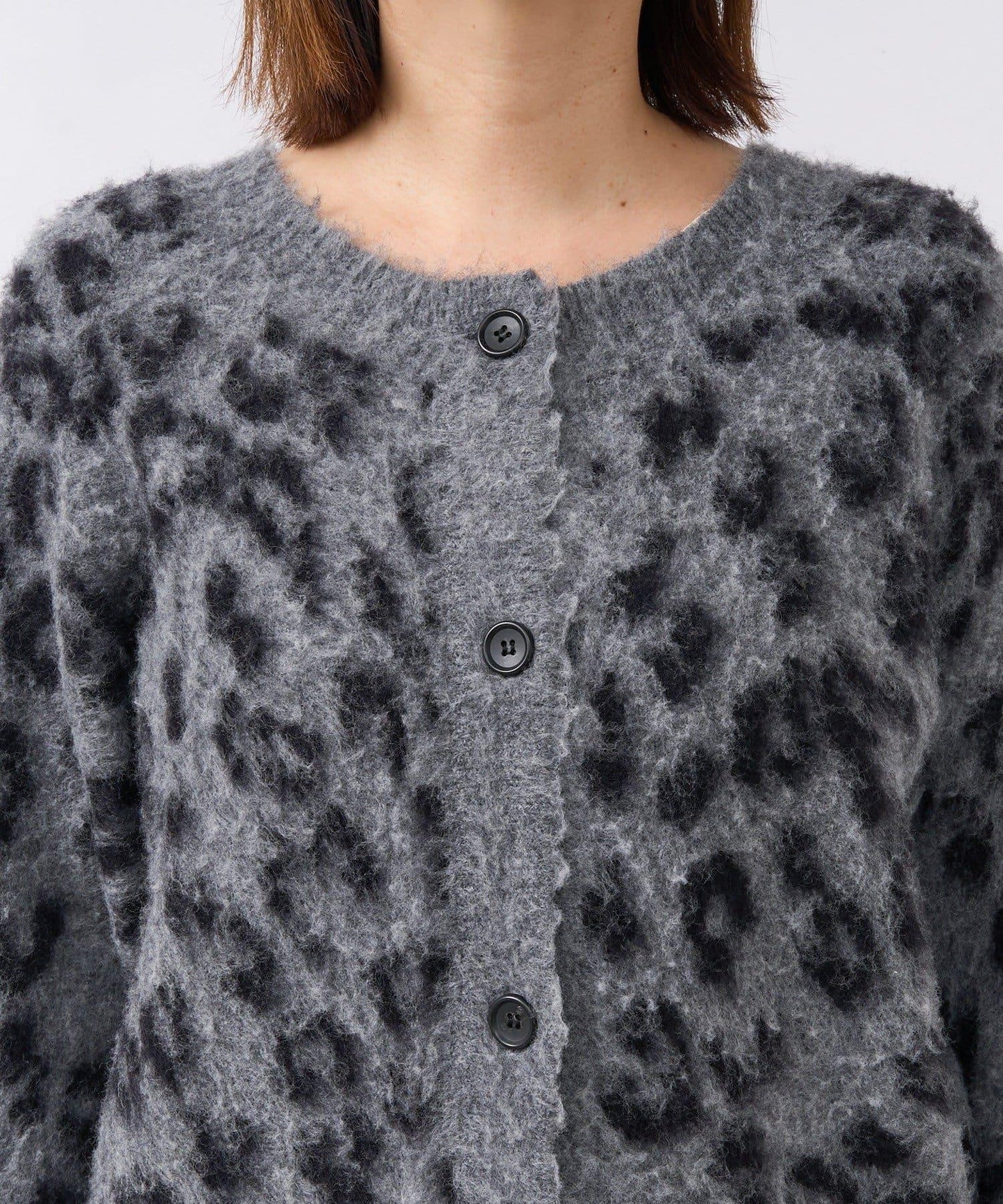 【時尚感十足】豹紋長毛針織衫