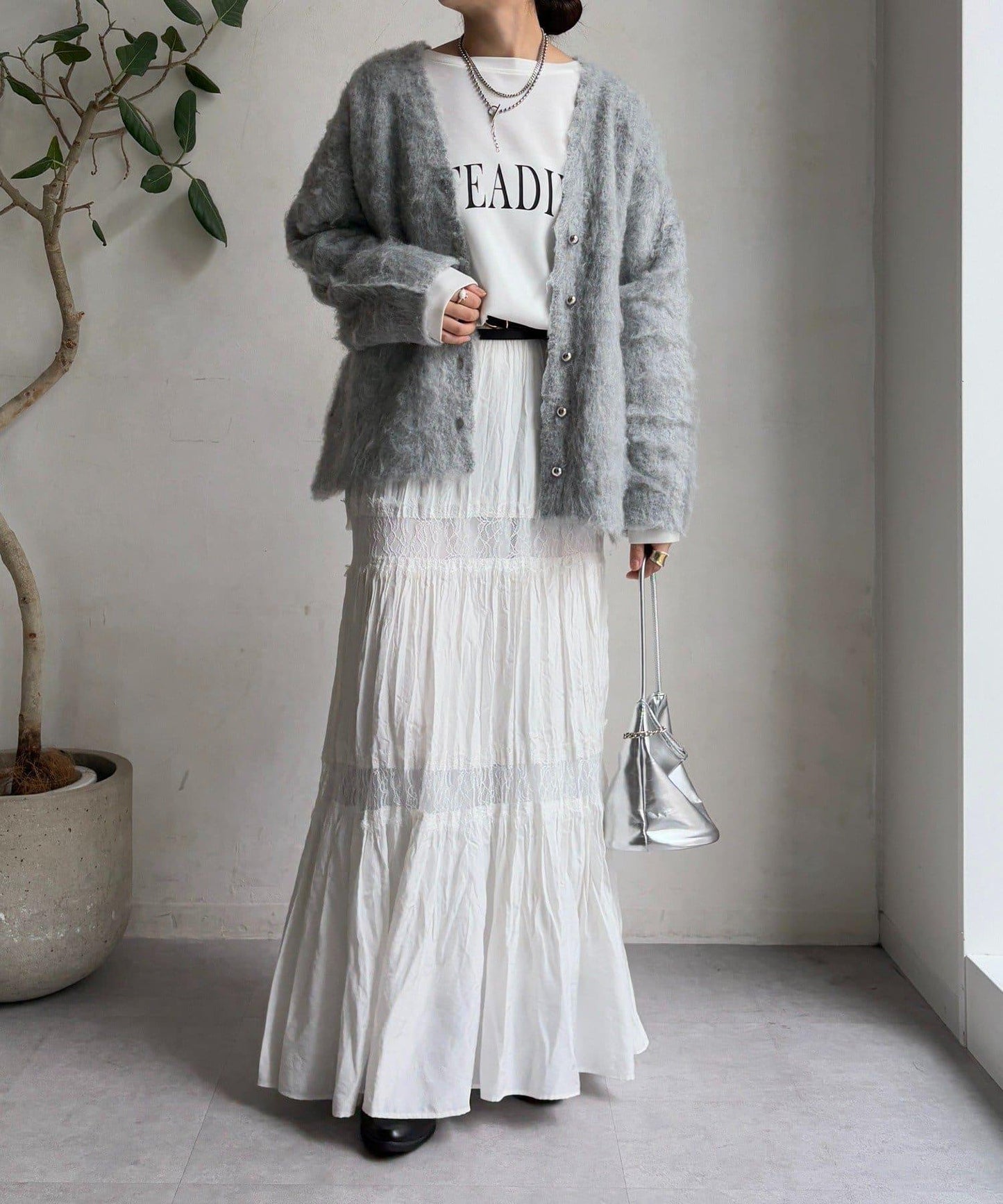 拉絲工藝銀色紐扣開衫