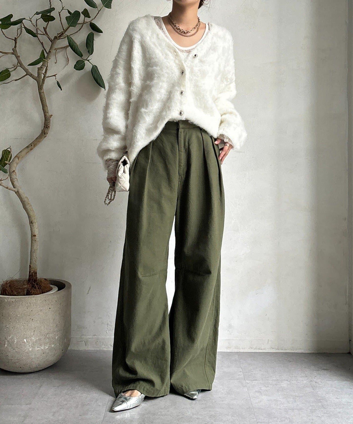 拉絲工藝銀色紐扣開衫