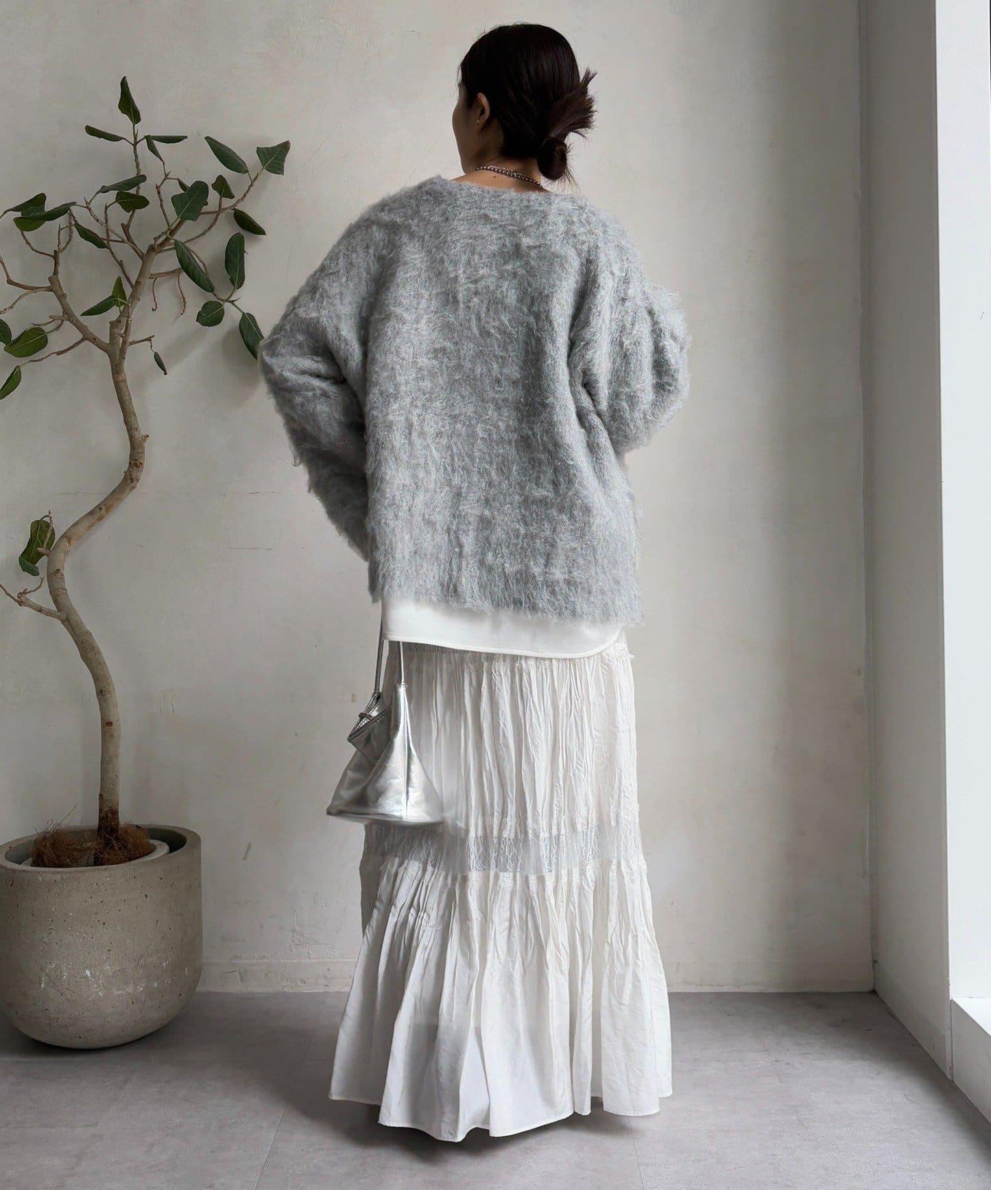 拉絲工藝銀色紐扣開衫