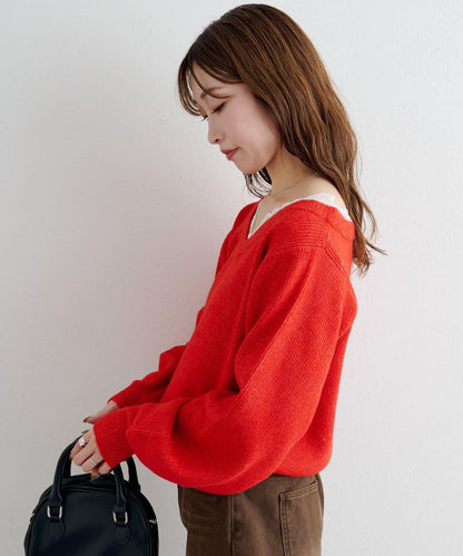 B 蕾絲拼接針織套頭衫