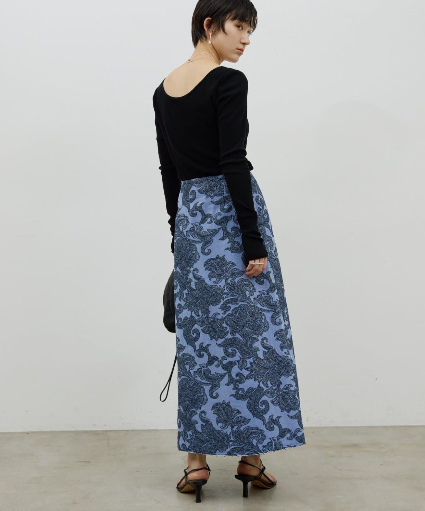 【前後兩穿】高捻螺紋長袖T恤