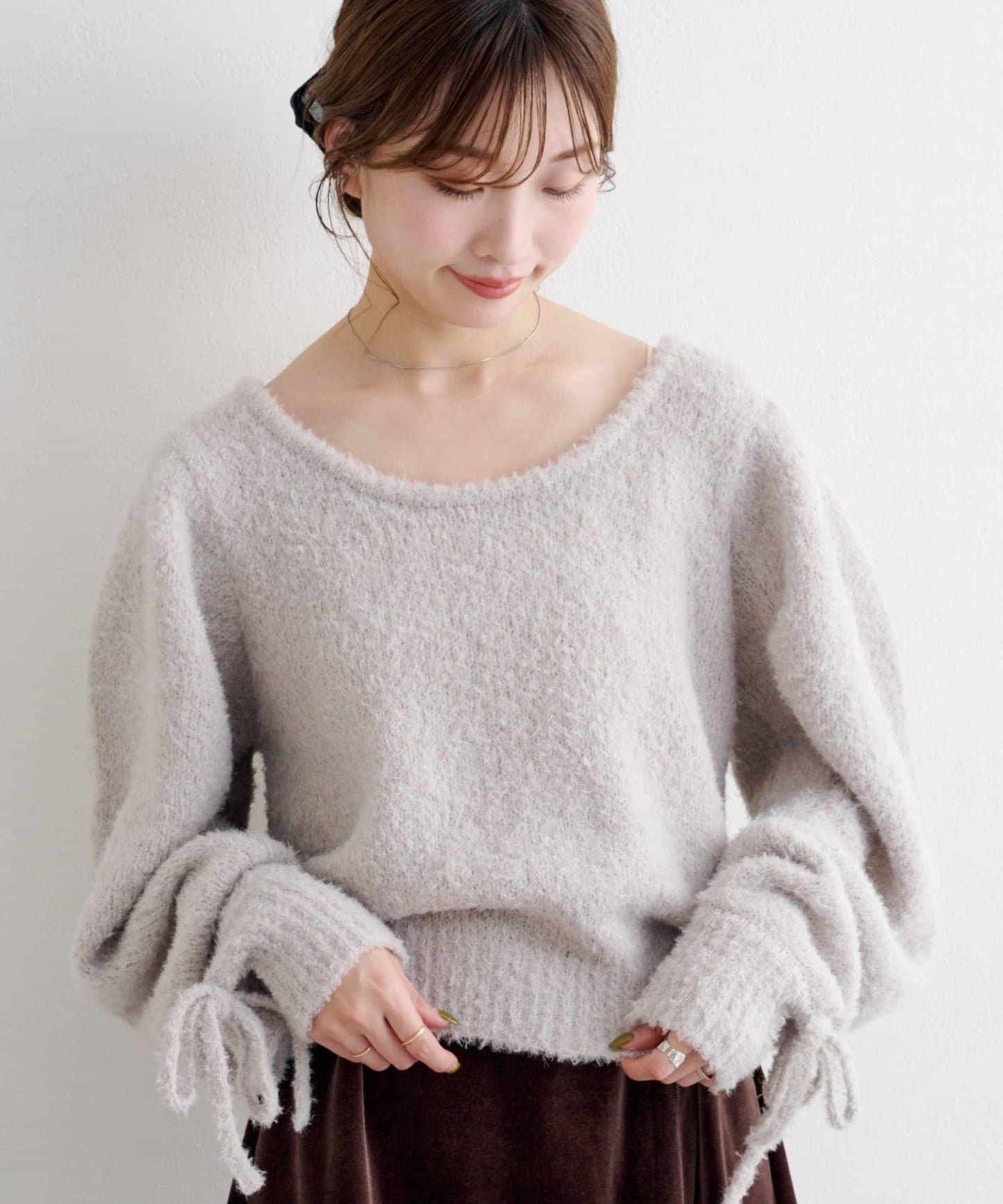 B 蝴蝶結馬海毛袖針織衫