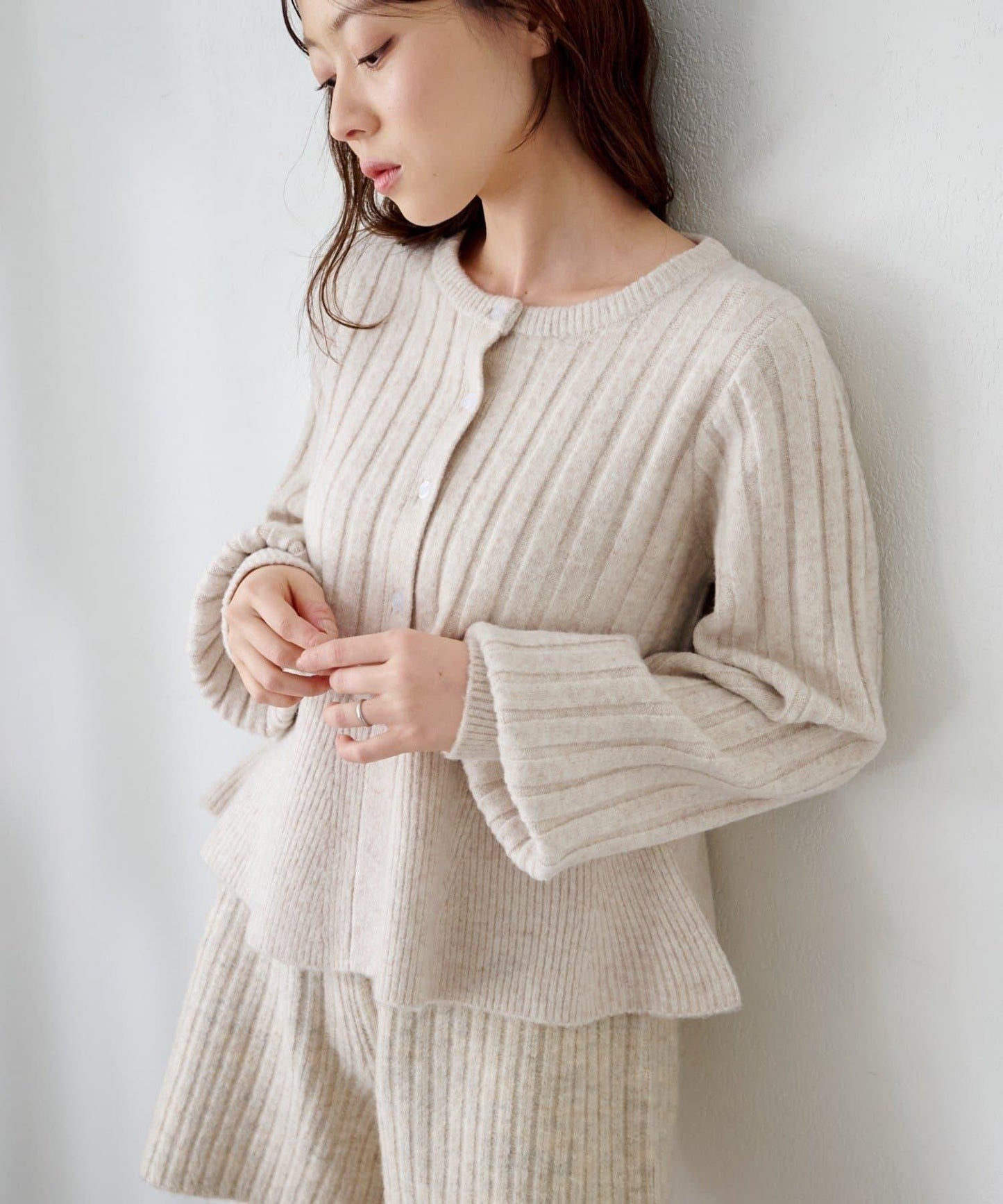 荷葉邊羅紋針織開衫