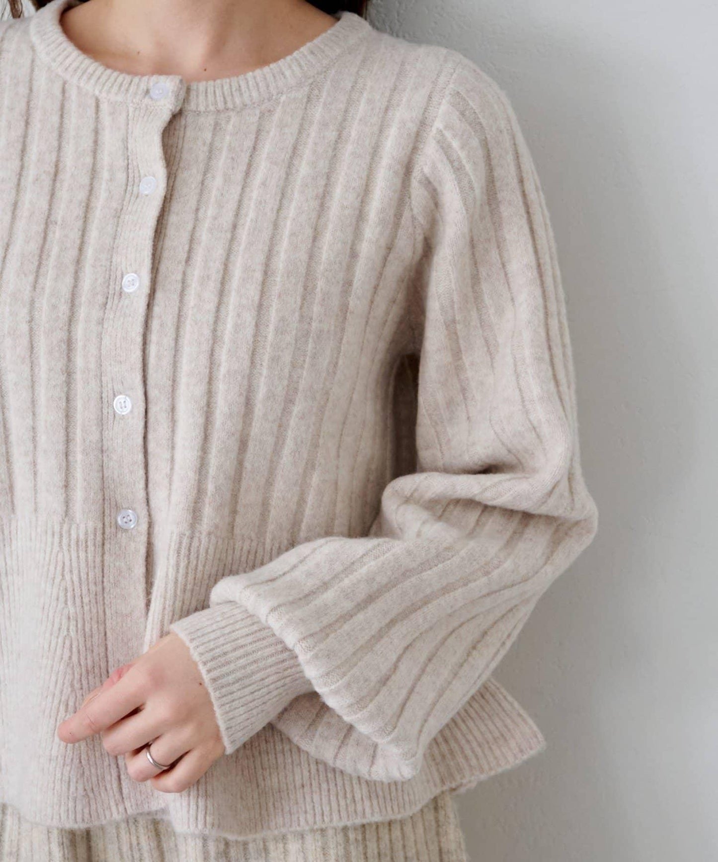 荷葉邊羅紋針織開衫