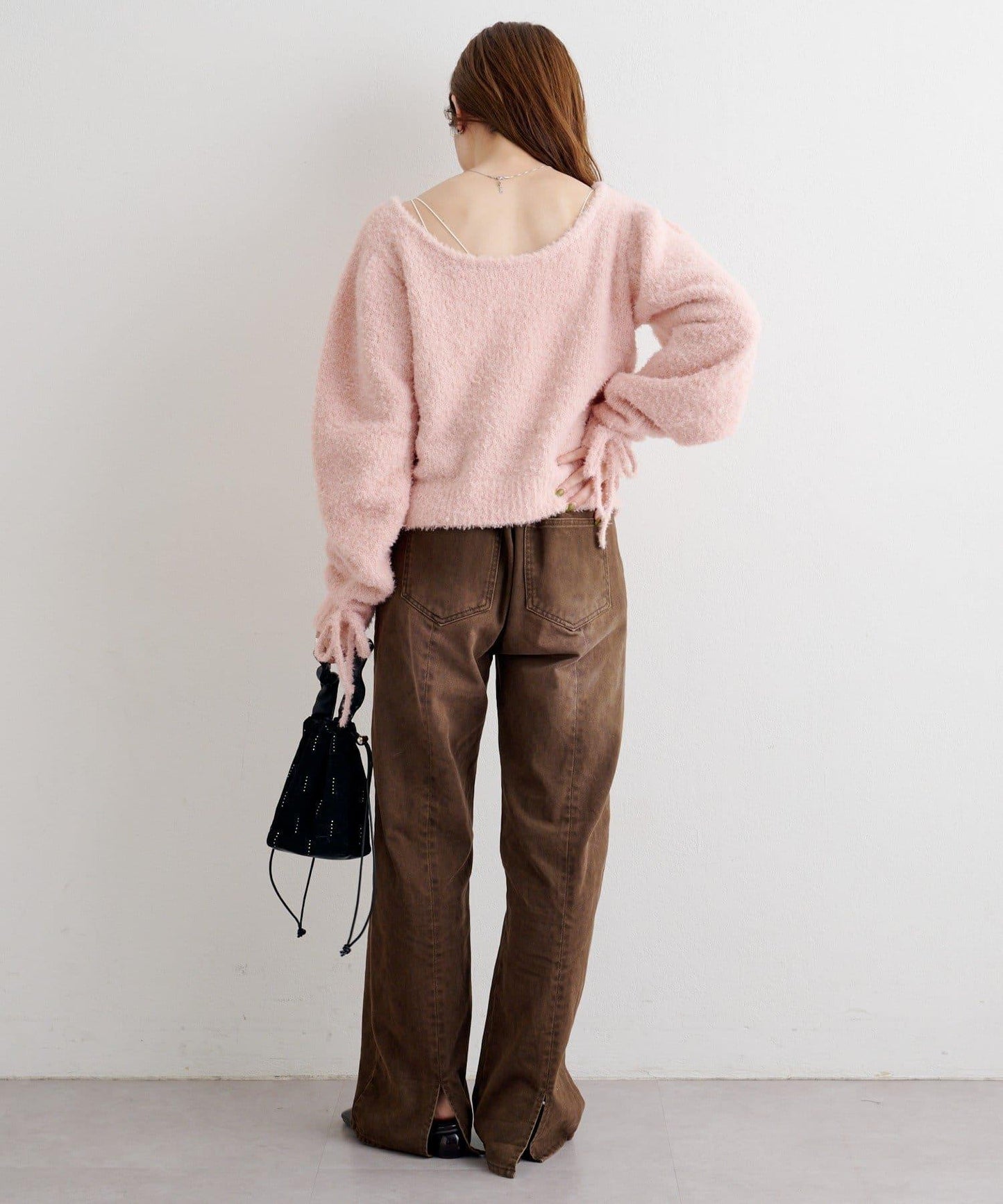 B 蝴蝶結馬海毛袖針織衫