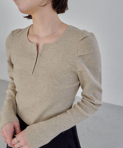 扣袢亨利領蓬鬆針織衫