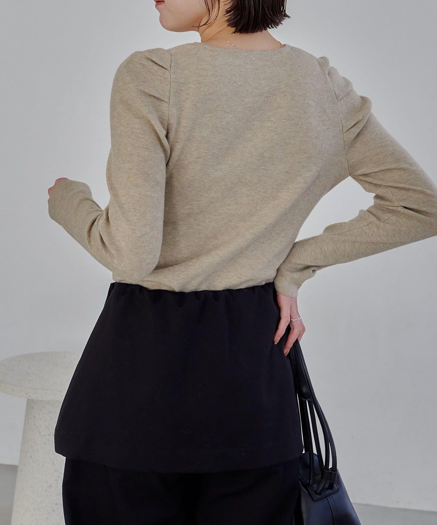 扣袢亨利領蓬鬆針織衫