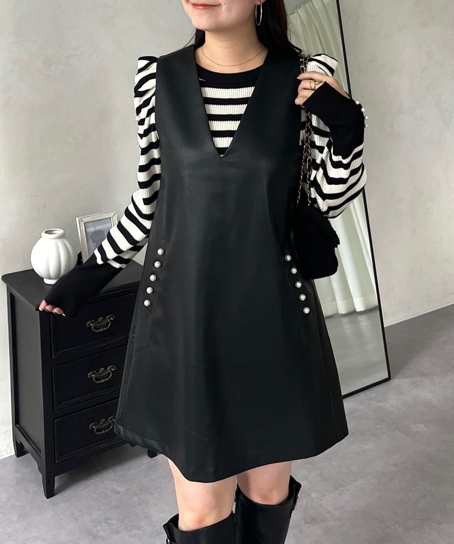 中長款仿皮馬甲