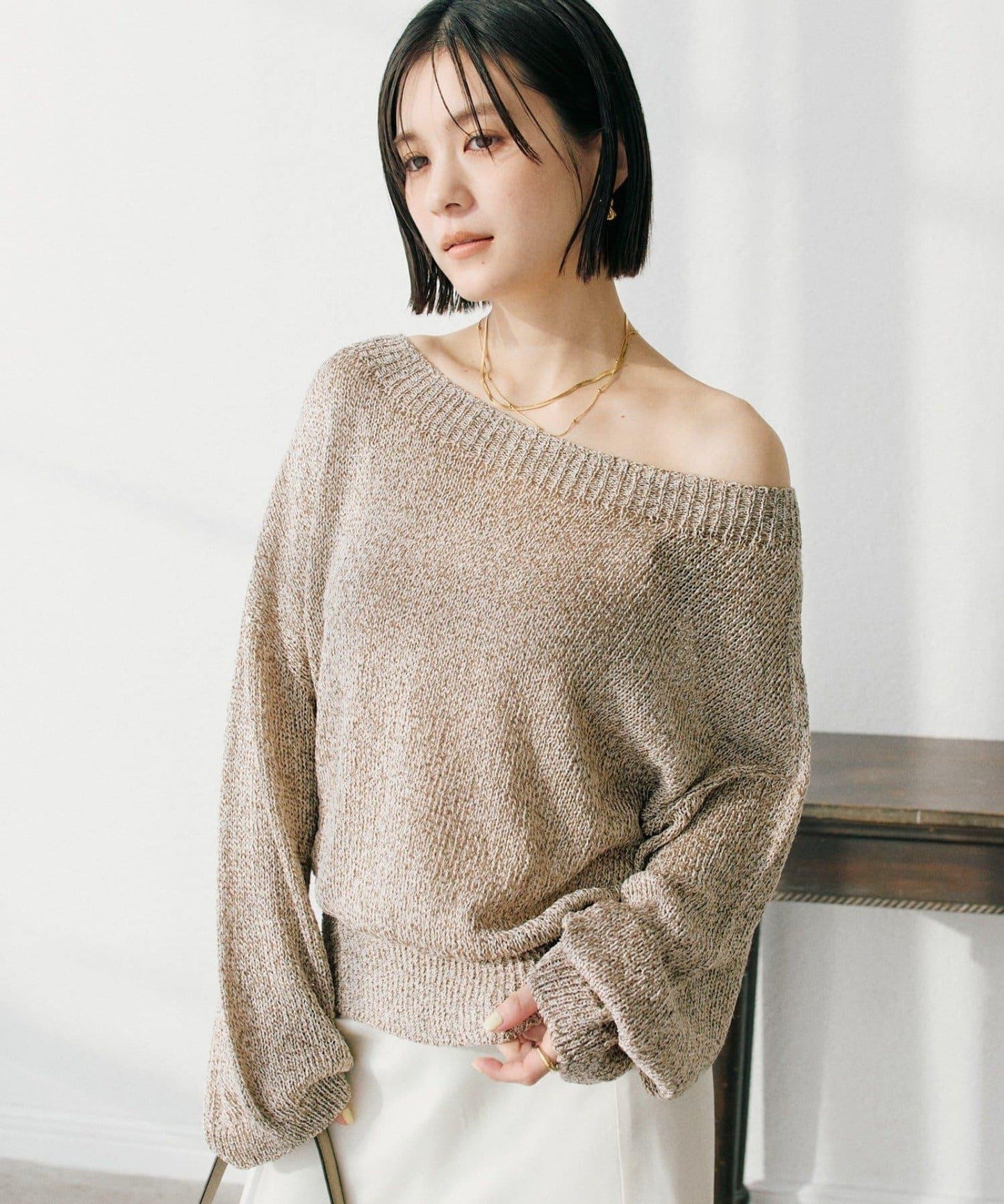 【可單肩或一字肩穿著！】混紡紙紗針織衫