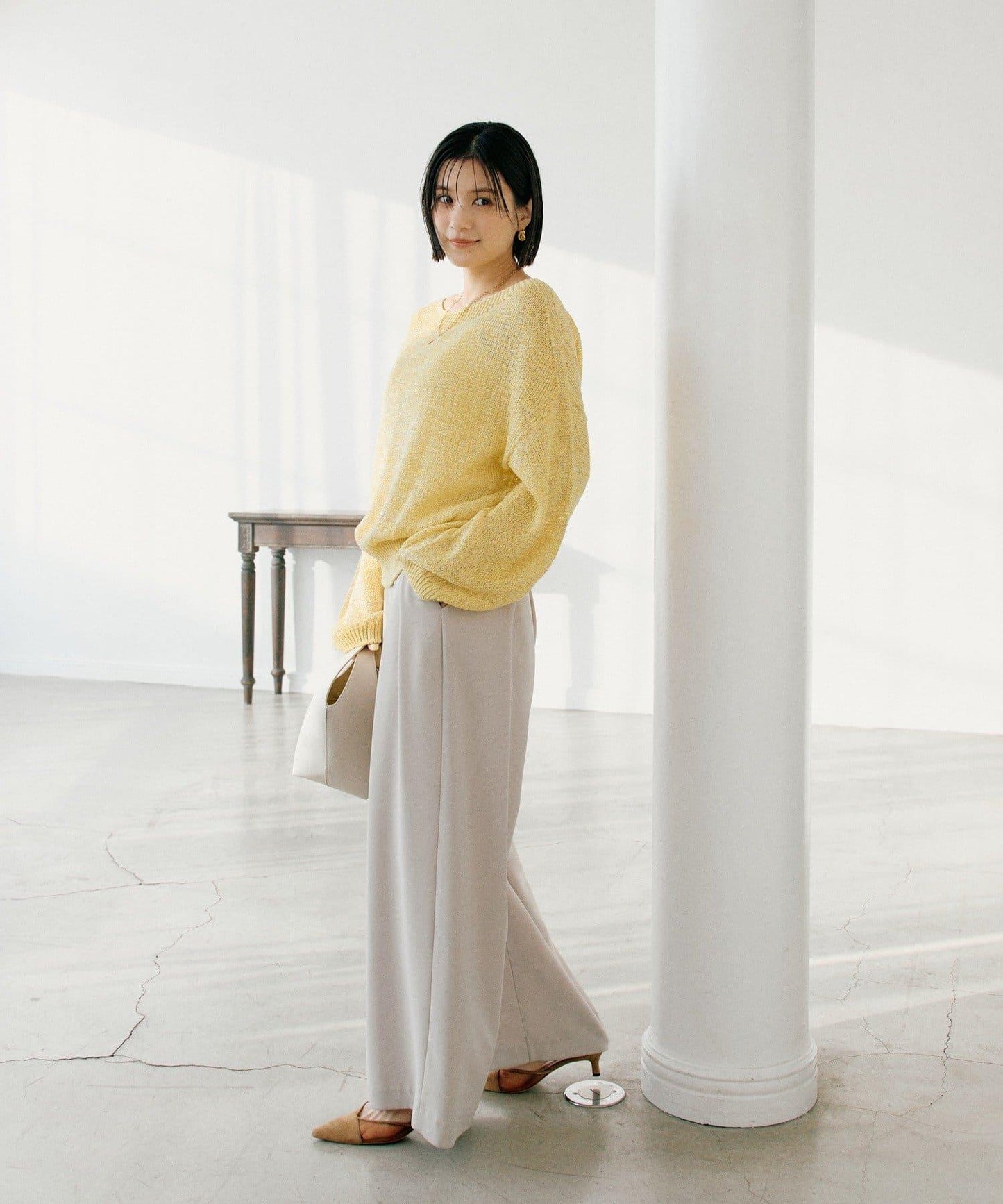 【可單肩或一字肩穿著！】混紡紙紗針織衫